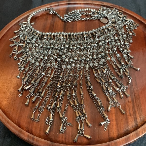 Charming Charlie gray and silver tone necklace - Picture 3 of 3
